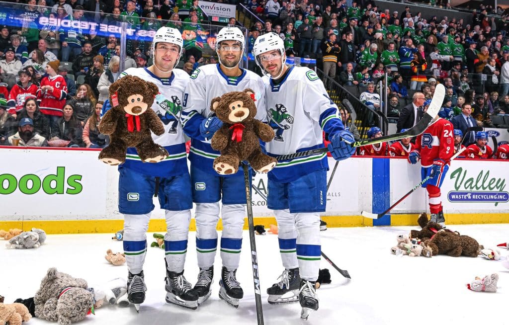 Abbotsford Canucks: Teddy Bear Toss