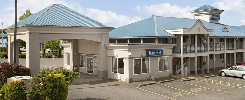 Banner11719 Travelodge Langley City Exterior