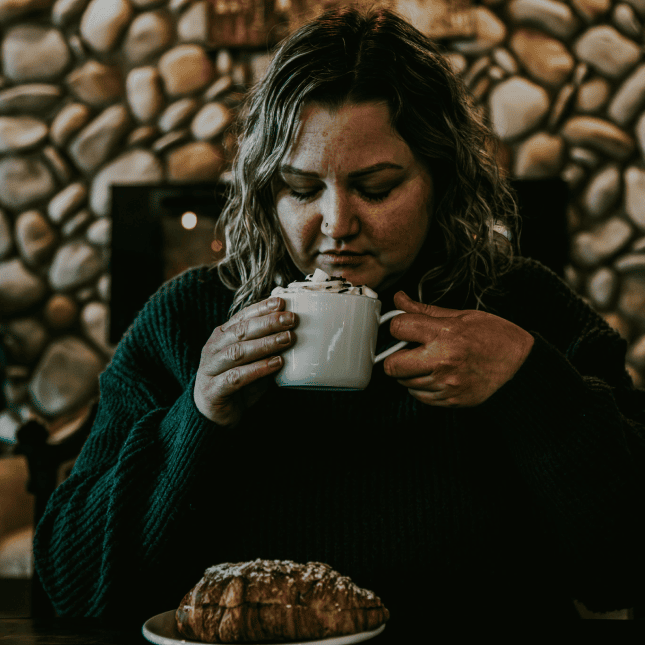 Women drinking coffee